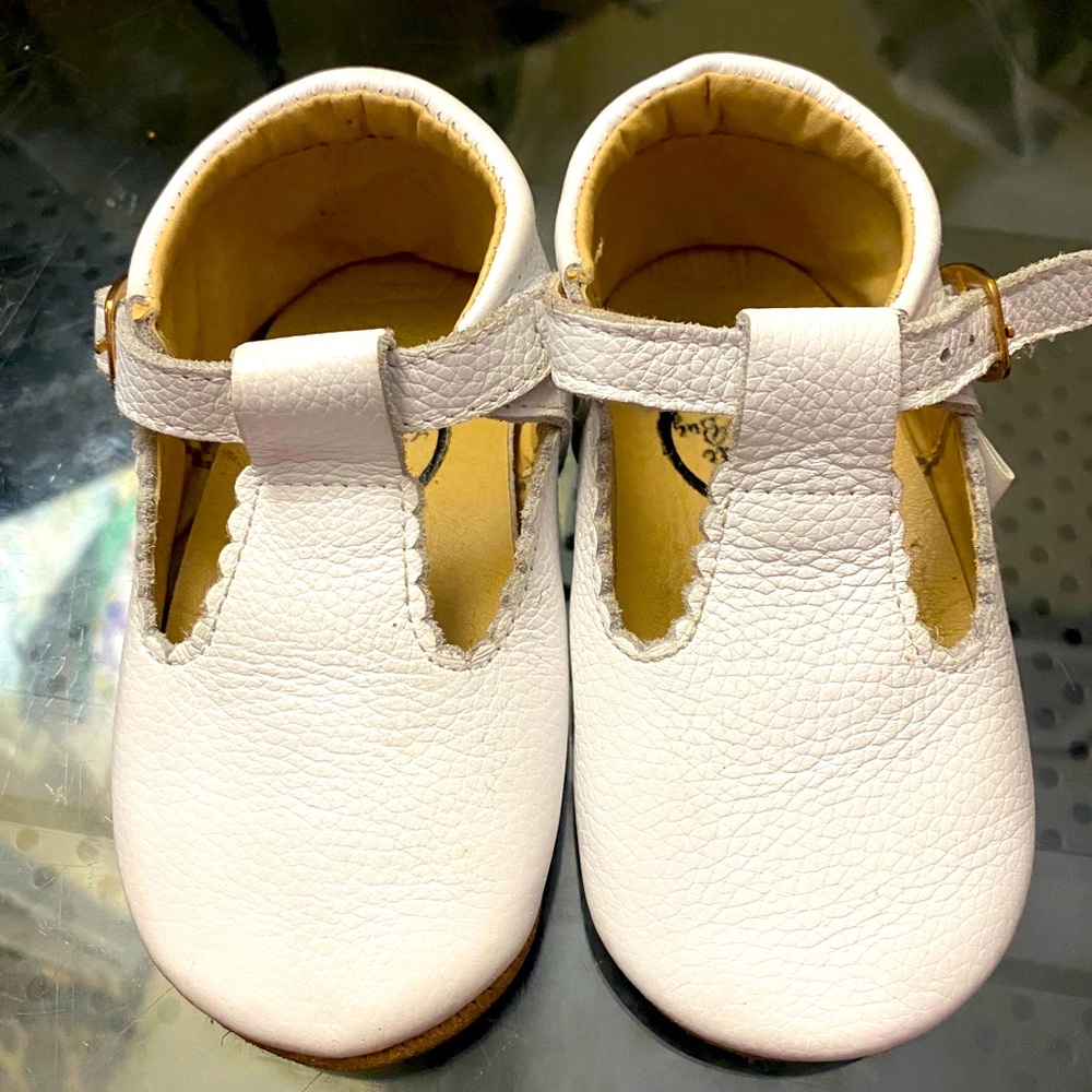 EUC White Tstraps Little Love Bug size 6